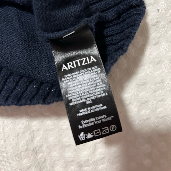 Aritzia Cotton Charm Peggy Icon Sweater Size L, Admiral/Flashing Red - Picture 8 of 16